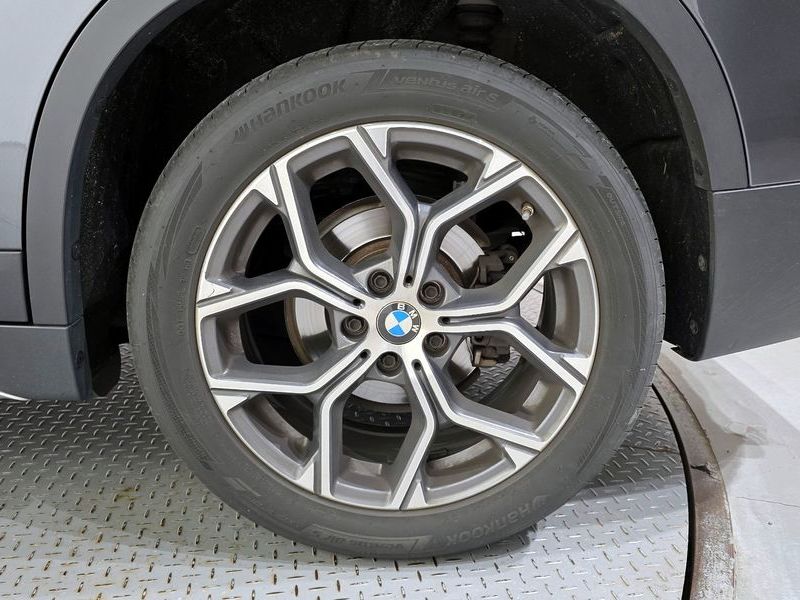2021 BMW X1 xDrive 18d xLine photo 21