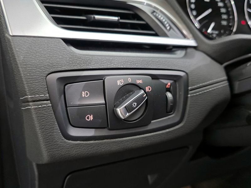 2021 BMW X1 xDrive 18d xLine photo 27