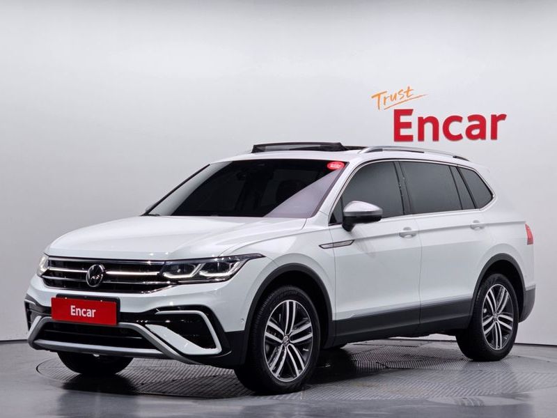 2023 Volkswagen Tiguan 2.0 TSI Prestige photo 1