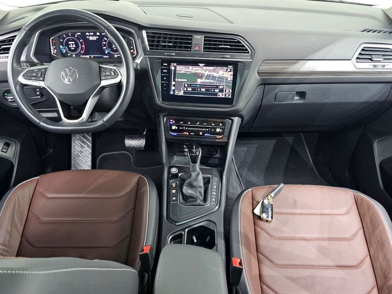 2023 Volkswagen Tiguan 2.0 TSI Prestige photo 7