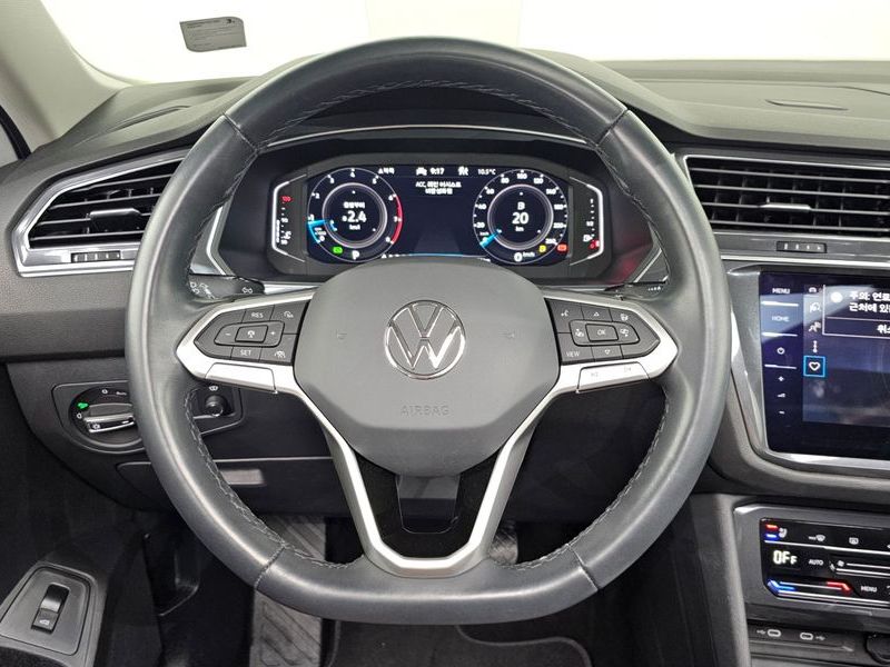 2023 Volkswagen Tiguan 2.0 TSI Prestige photo 13