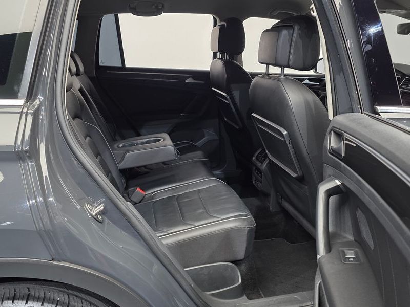 2018 Volkswagen Tiguan 2.0 TDI Premium photo 12