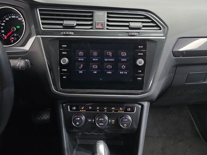 2018 Volkswagen Tiguan 2.0 TDI Premium photo 14