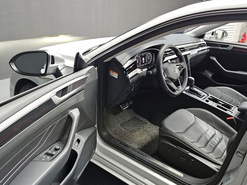 2022 Volkswagen Arteon 2.0 TDI Prestige photo 11