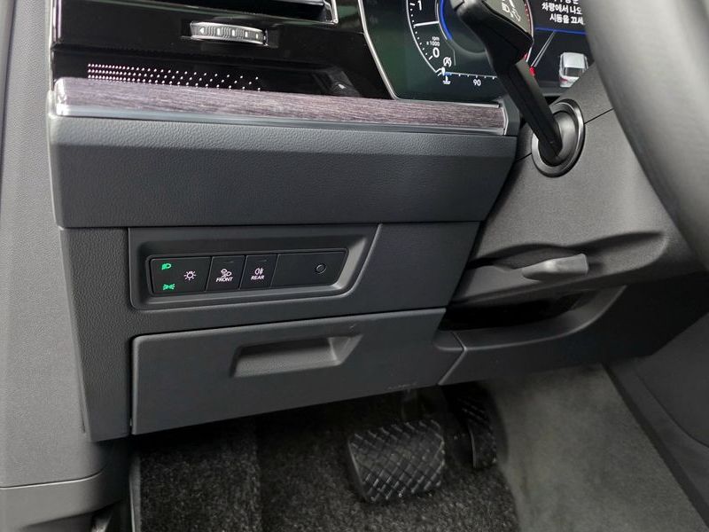 2023 Volkswagen Touareg 3.0 TDI Premium photo 16