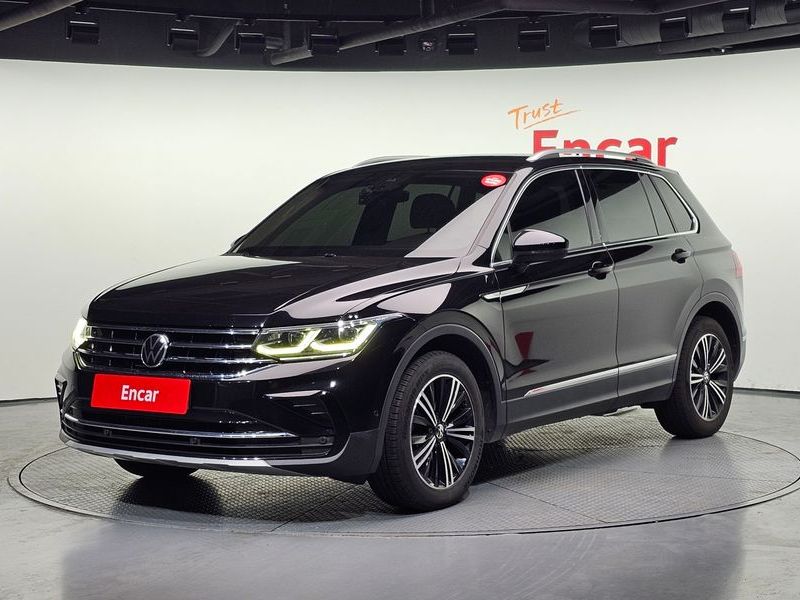 2021 Volkswagen Tiguan 2.0 TDI Premium photo 1
