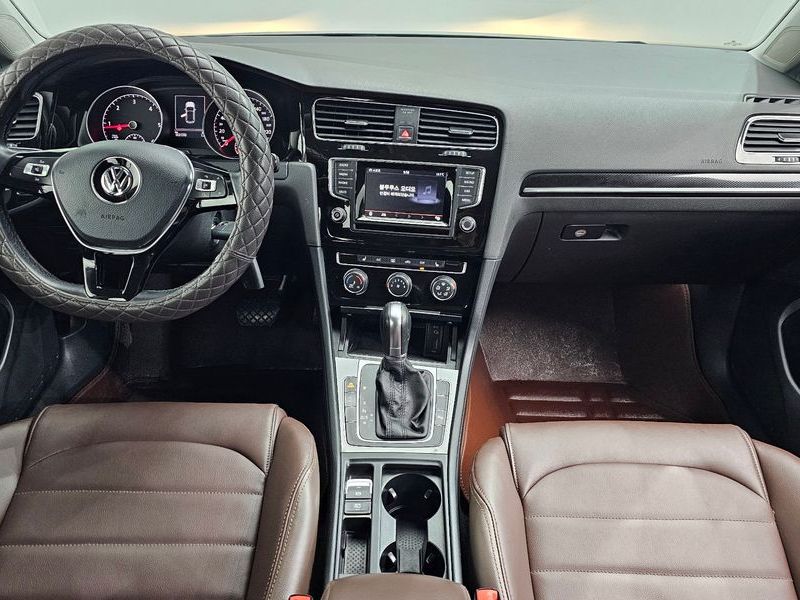 2014 Volkswagen Golf 1.6 TDI photo 7