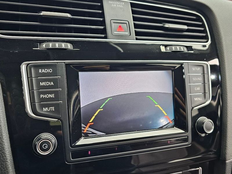 2014 Volkswagen Golf 1.6 TDI photo 15