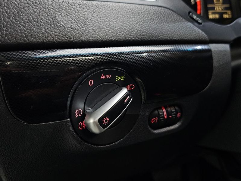 2013 Volkswagen Jetta 2.0 TDI 6th photo 14