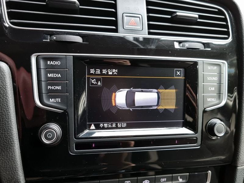 2015 Volkswagen Golf 1.6 TDI photo 15