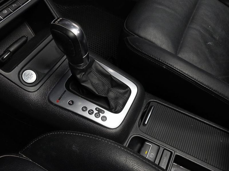 2016 Volkswagen Tiguan 2.0 TDI Premium 5N photo 9