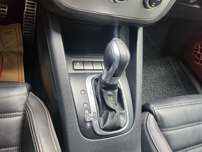 2013 Volkswagen 시로코 2.0 TDI R-Line photo 9