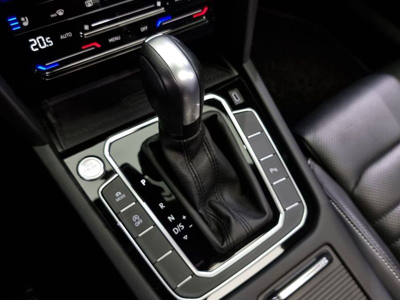2021 Volkswagen Passat 2.0 TDI Prestige photo 9