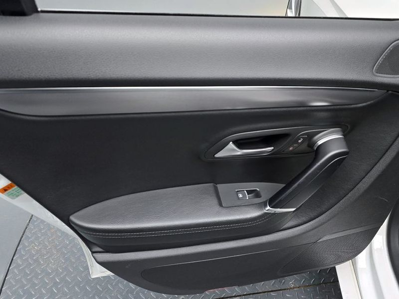 2014 Volkswagen New CC 2.0 TSI photo 26