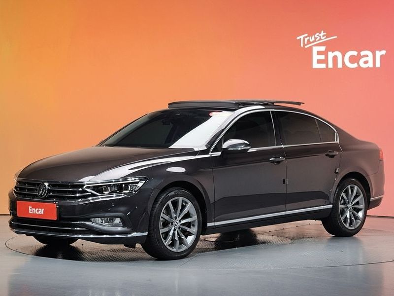 2022 Volkswagen Passat 2.0 TDI Prestige photo 1