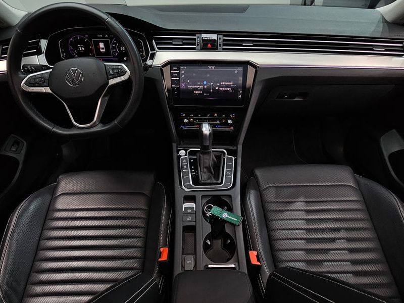 2022 Volkswagen Passat 2.0 TDI Prestige photo 7