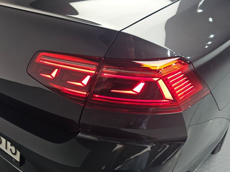 2022 Volkswagen Passat 2.0 TDI Prestige photo 23