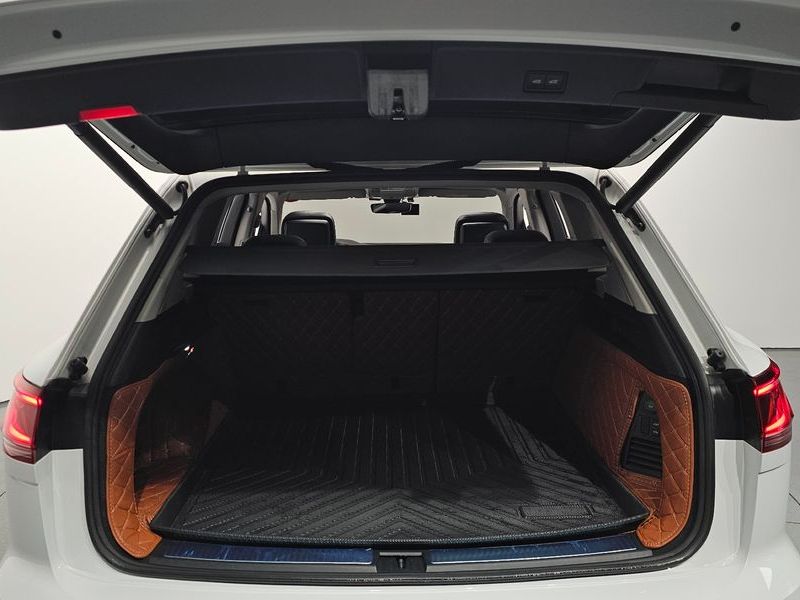 2024 Volkswagen Touareg 3.0 TDI Prestige photo 20
