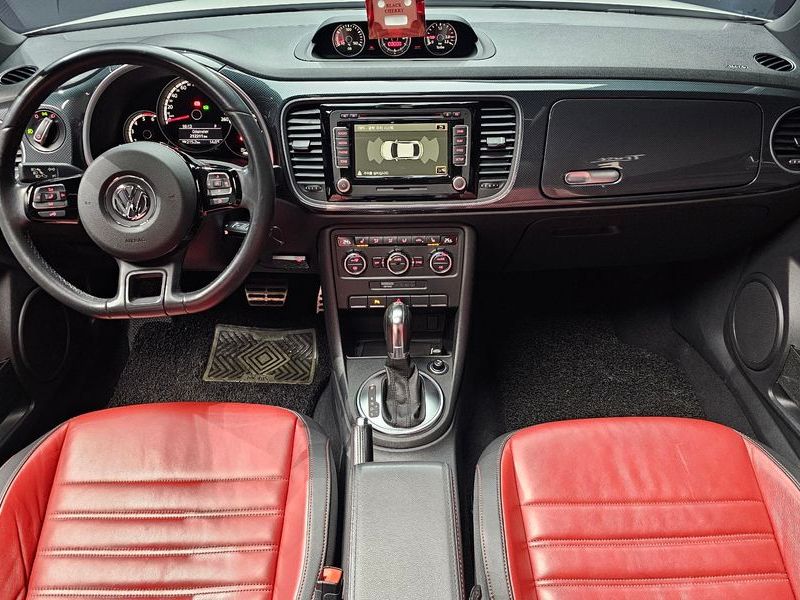 2013 Volkswagen Beetle 2.0 TDI Premium 3rd photo 7