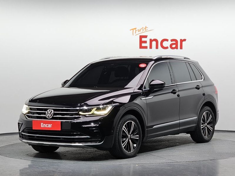 2021 Volkswagen Tiguan 2.0 TDI Premium photo 1