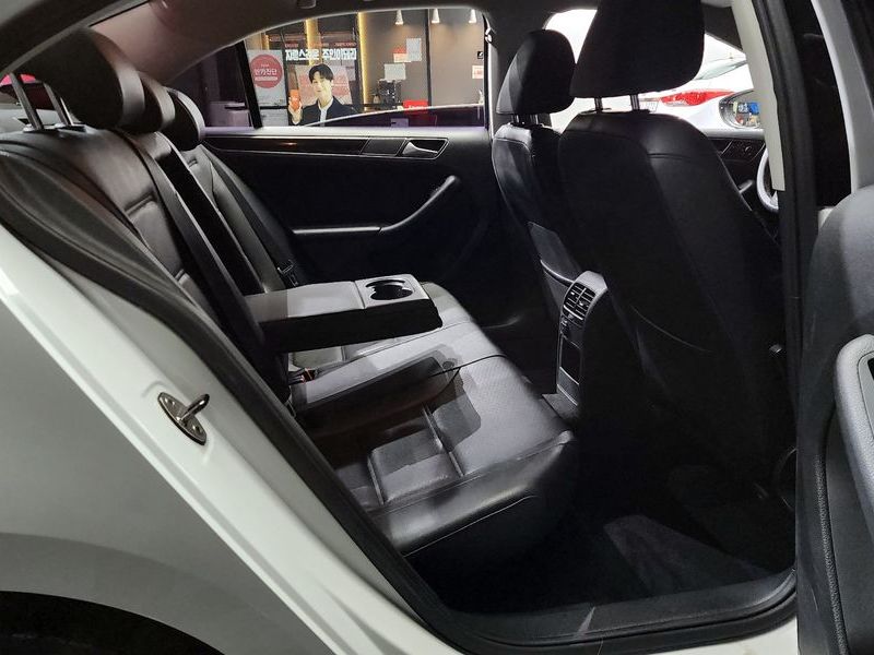 2014 Volkswagen Jetta 2.0 TDI 6th photo 12