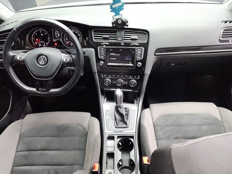 2015 Volkswagen Golf 2.0 TDI photo 7