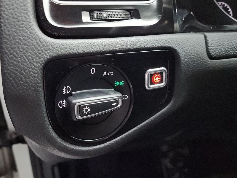 2015 Volkswagen Golf 2.0 TDI photo 18