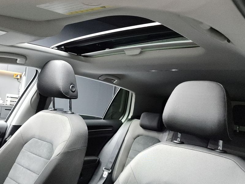 2015 Volkswagen Golf 2.0 TDI photo 19