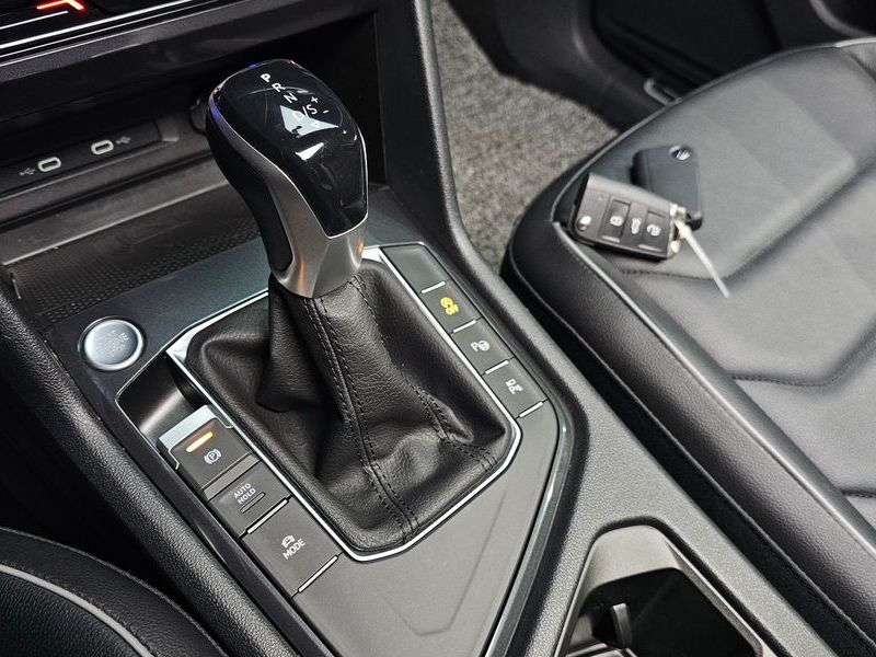 2023 Volkswagen Tiguan 2.0 TDI Prestige photo 9