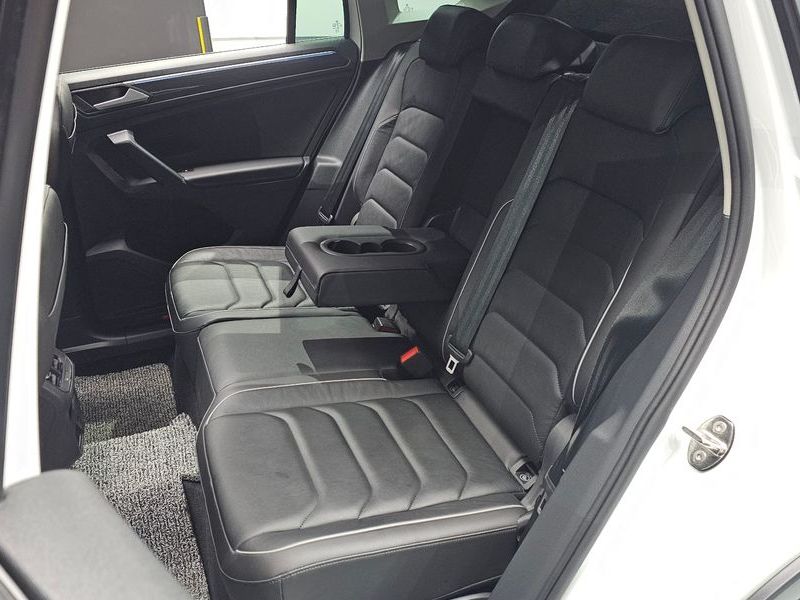 2023 Volkswagen Tiguan 2.0 TDI Prestige photo 11