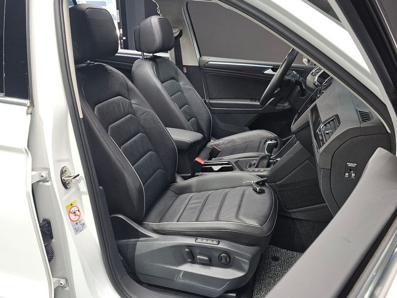 2023 Volkswagen Tiguan 2.0 TDI Prestige photo 12