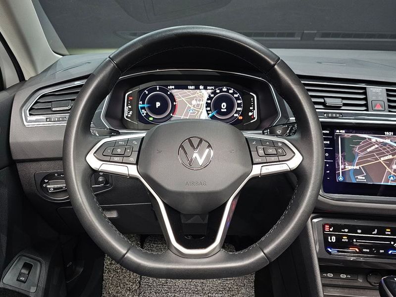 2023 Volkswagen Tiguan 2.0 TDI Prestige photo 13
