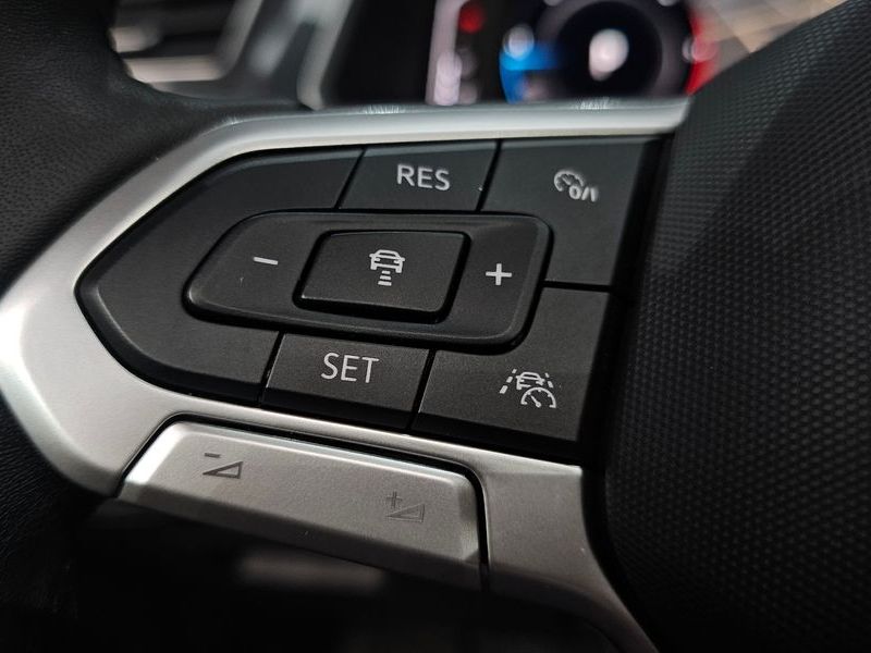 2023 Volkswagen Tiguan 2.0 TDI Prestige photo 17