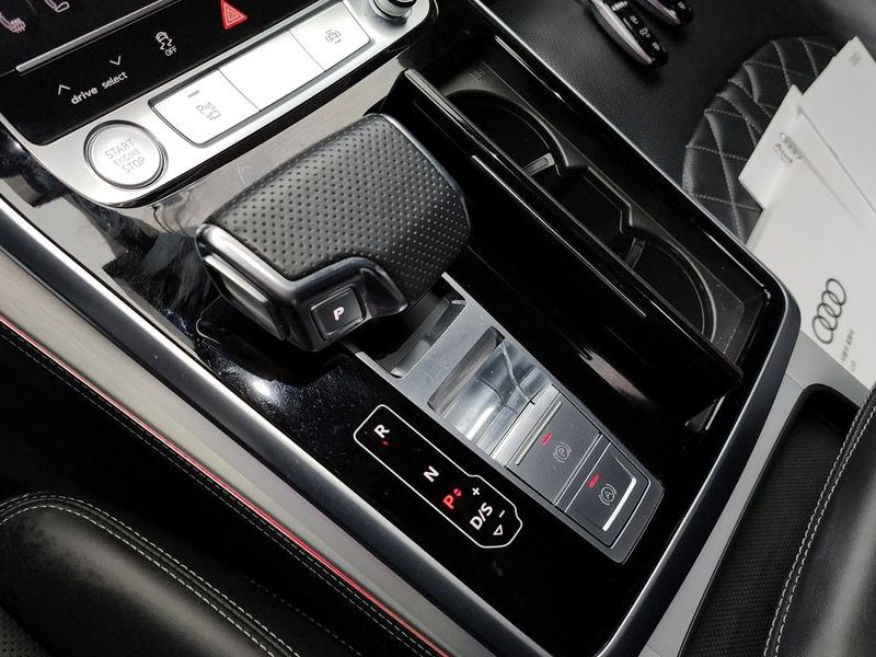 2020 Audi Q8 50 TDI Quattro Premium photo 9