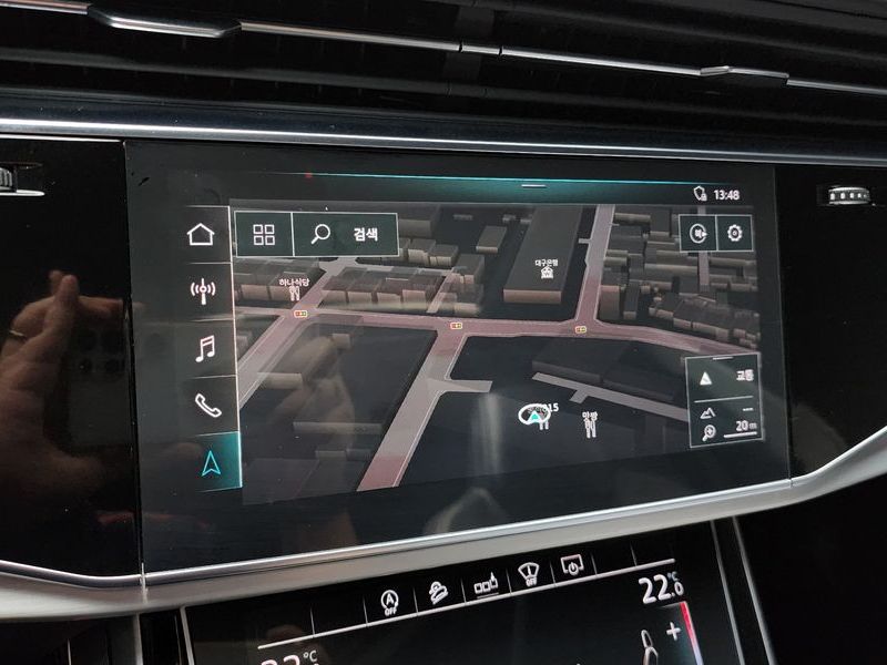 2020 Audi Q8 50 TDI Quattro Premium photo 14