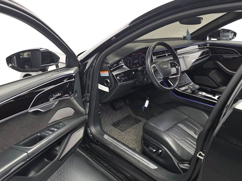 2020 Audi A8 50 TDI Quattro LWB photo 10