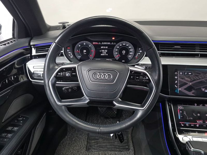 2020 Audi A8 50 TDI Quattro LWB photo 13
