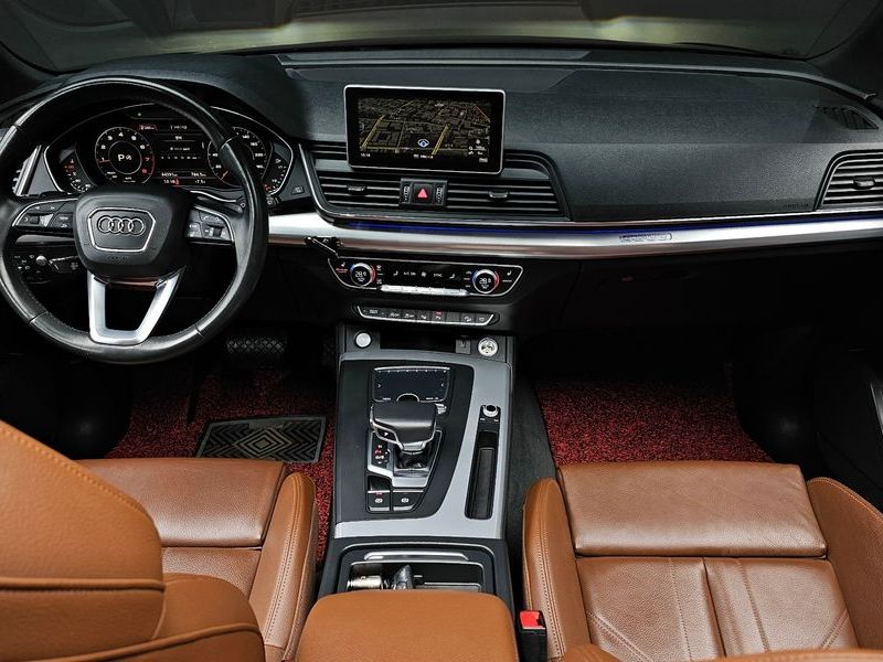 2020 Audi Q5 45 TFSI Quattro Premium photo 7