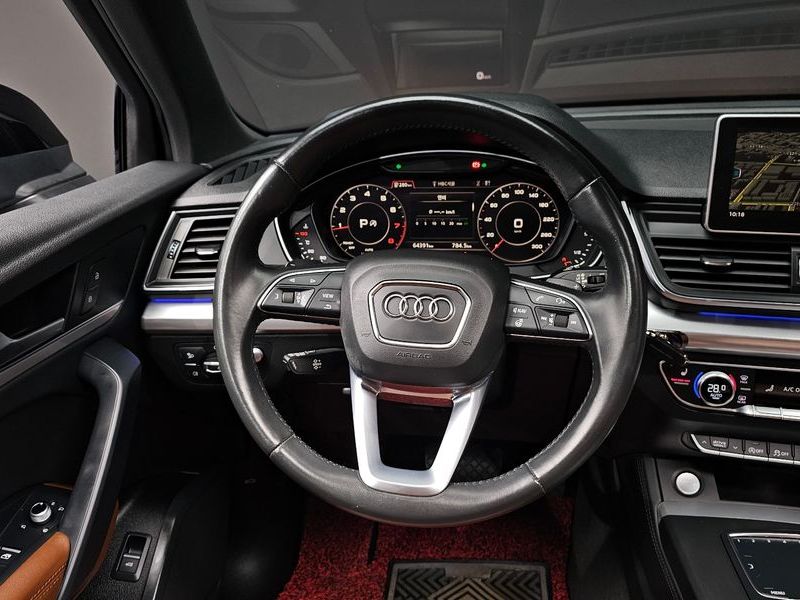 2020 Audi Q5 45 TFSI Quattro Premium photo 13