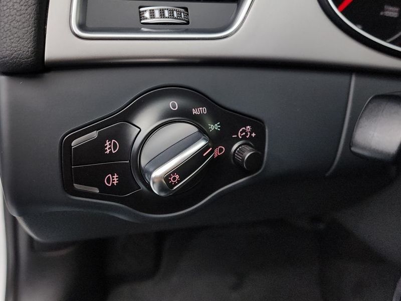 2014 Audi A4 2.0 TDI dynamic B8 photo 14
