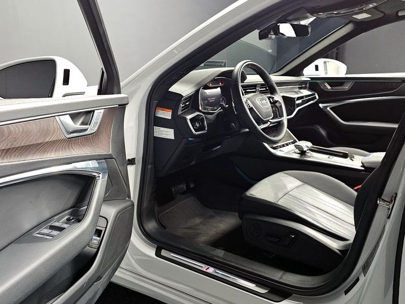 2023 Audi A6 45 TFSI Quattro Premium photo 12