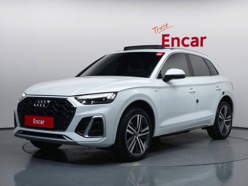 2022 Audi Q5 45 TFSI Quattro Premium photo 1
