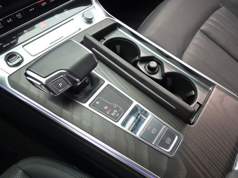 2022 Audi A6 45 TFSI Quattro Premium photo 9