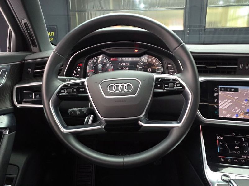 2022 Audi A6 45 TFSI Quattro Premium photo 13