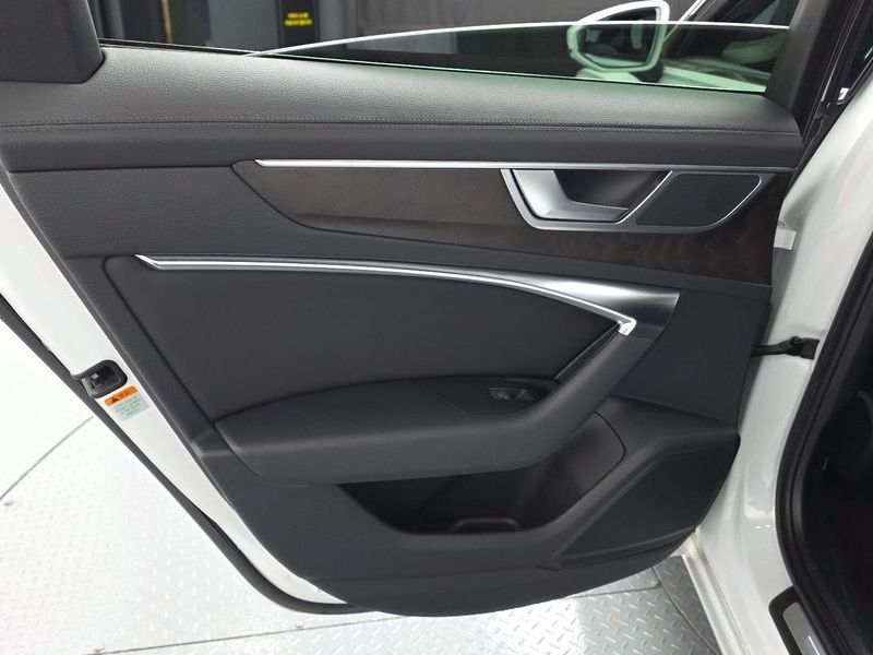 2022 Audi A6 45 TFSI Quattro Premium photo 25
