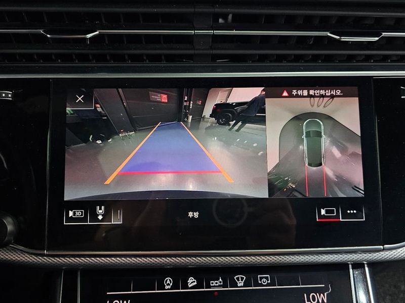 2020 Audi Q8 45 TDI Quattro Premium photo 14