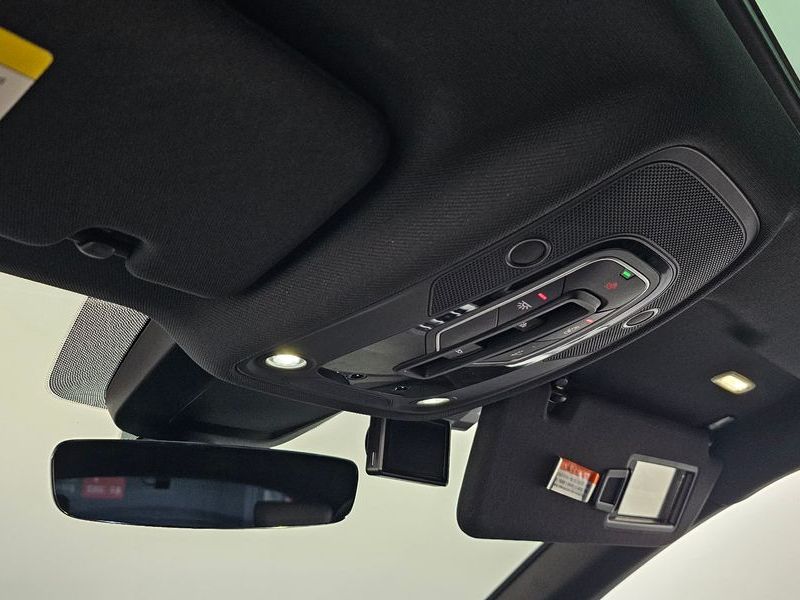 2020 Audi Q8 45 TDI Quattro Premium photo 18