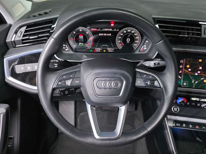 2022 Audi Q3 35 TDI Premium Sportback photo 13