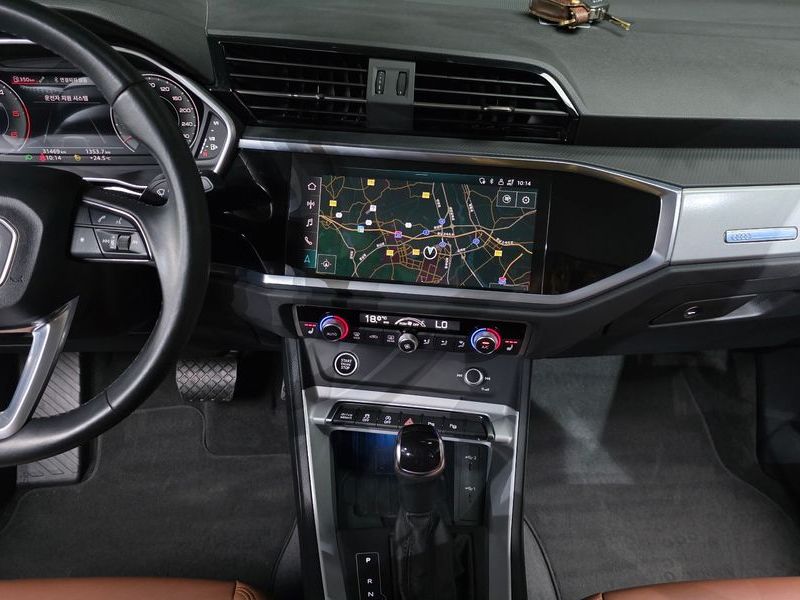 2022 Audi Q3 35 TDI Premium Sportback photo 14
