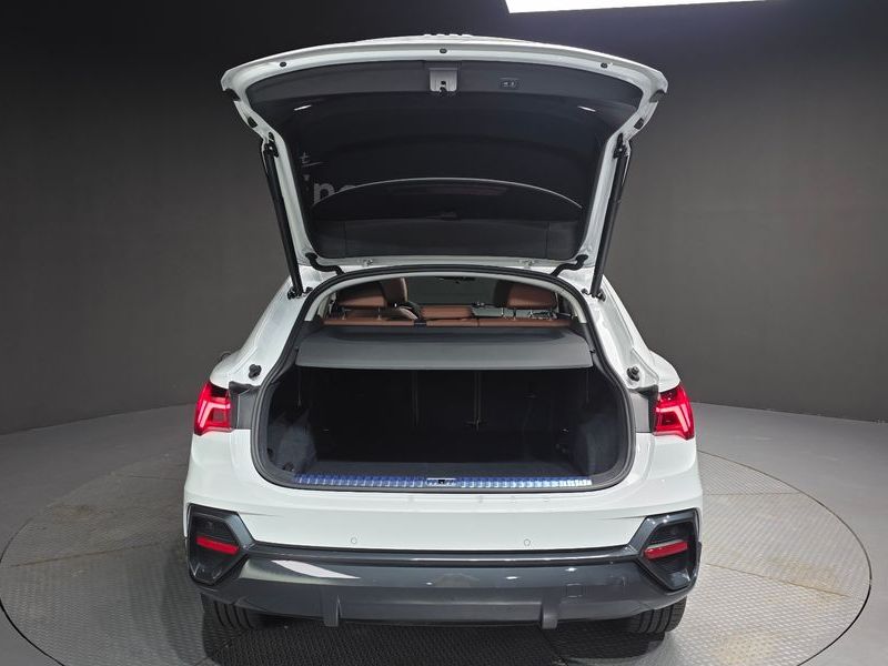 2022 Audi Q3 35 TDI Premium Sportback photo 19